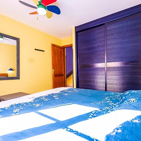 Nautilus 2 * Puerto De Naos